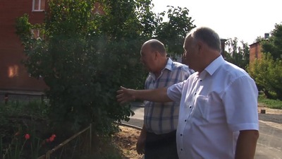 Дворы преображаются, недочёты – устраняются