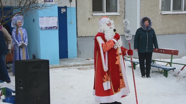 Праздник к нам приходит