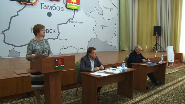 За личный вклад в оказании гуманитарной помощи