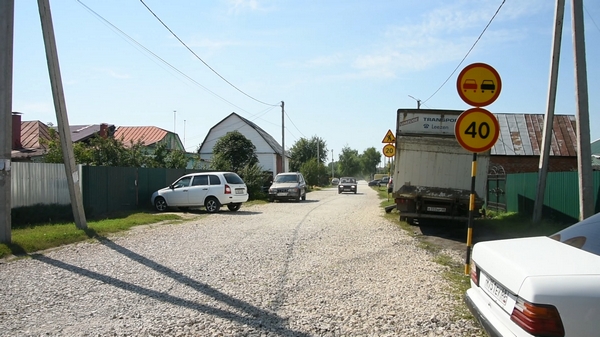 Улица Луговая засыпана щебёнкой