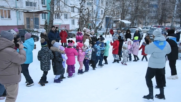 Праздник к нам приходит