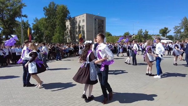 Прощайте, школьные дни! 