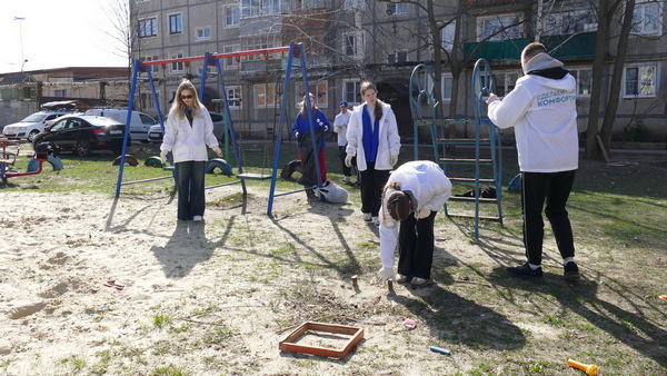 Генеральная уборка города продолжается