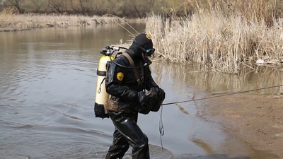 Водолазы - проверяют водоёмы. В Котовске началась подготовка к купальному сезону