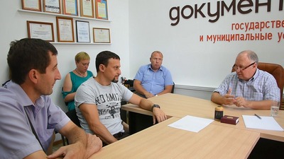 Глава Котовска Алексей Плахотников провел прием граждан
