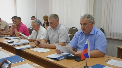 Экзамены, отдых и трудоустройство несовершеннолетних