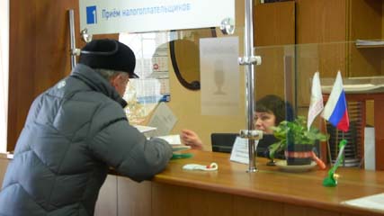 Декларацию о доходах, полученных в 2017 году, необходимо подать до 3 мая