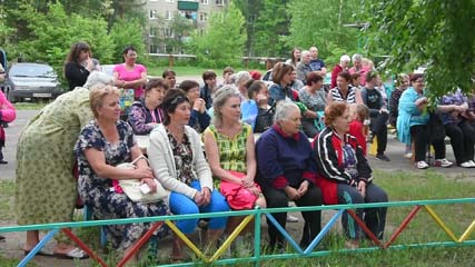 День соседей. Необычный праздник ярко отметили в одном из Котовских дворов