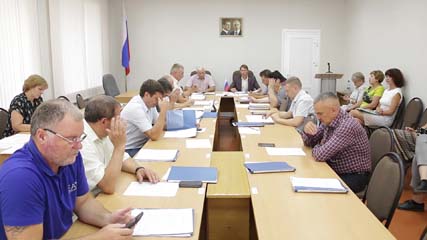 Горячие дебаты вокруг платы за содержание жилого помещения. На 65-м заседании Городского Совета